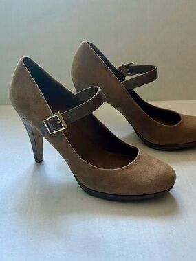 Franco Sarto Women's Tan Mary Jane Heels Women’s Size 8